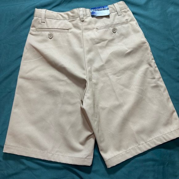 Authentic school uniform brand khaki shorts size boy's 16 NWT - Picture 2 of 14